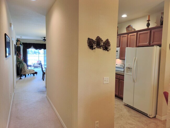 Foto del edificio - Annual Furnished or Unfurnished Home in Stoneybrook of Venice and Amenities!