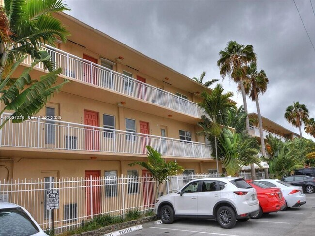 Foto del edificio - 1510 SE 15th St