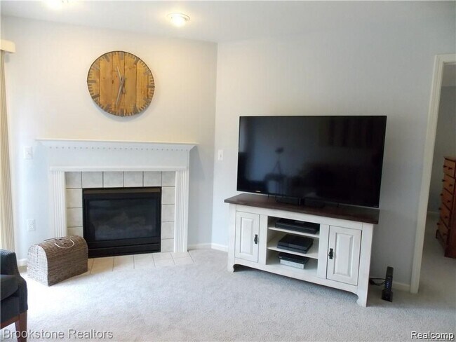 Building Photo - 759 Paint Creek Dr