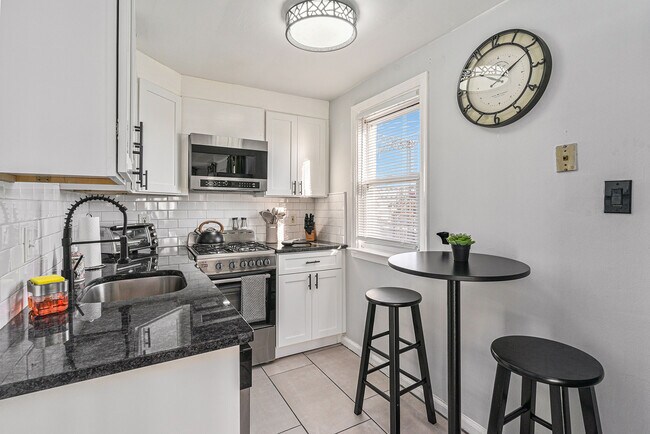 Foto del edificio - 145 Isabel Ave