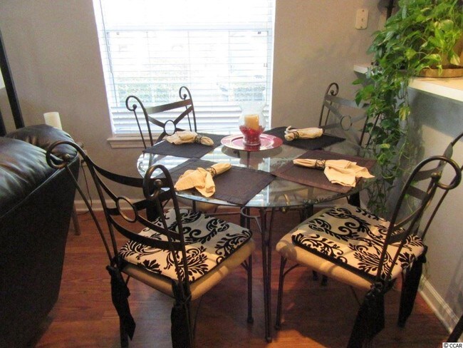 Foto del edificio - 9550 Dunes Gables Dr