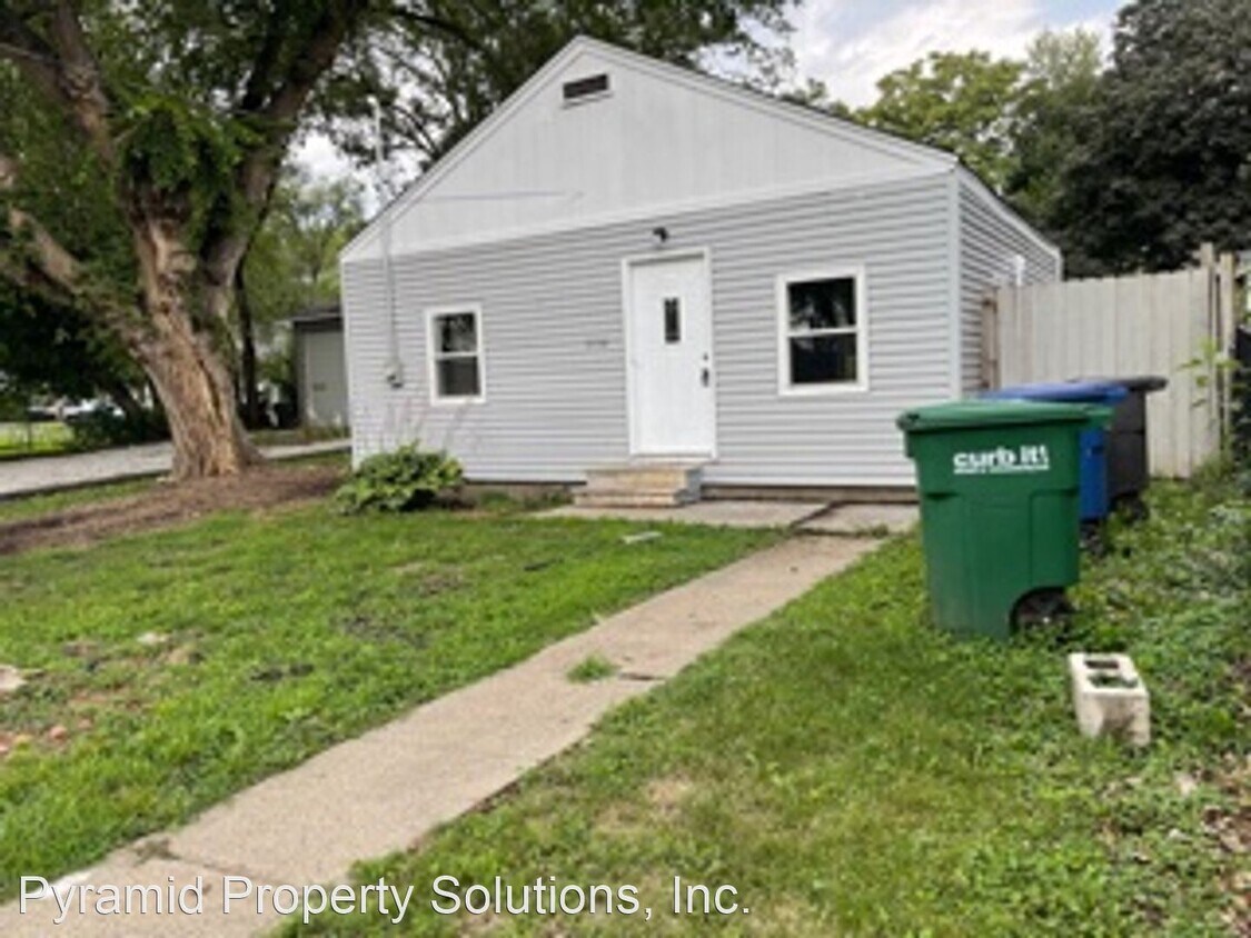 Primary Photo - 2 br, 1 bath House - 3934 Easton Blvd