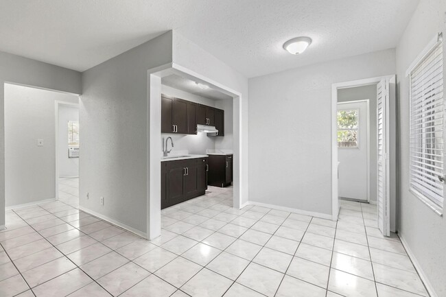Photo - 1409 NW 7th Ave House