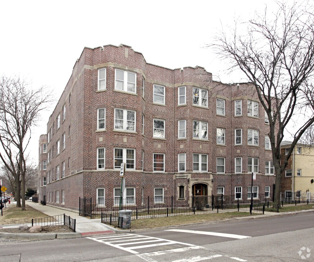 Primary Photo - 1634-1638 W Granville Ave