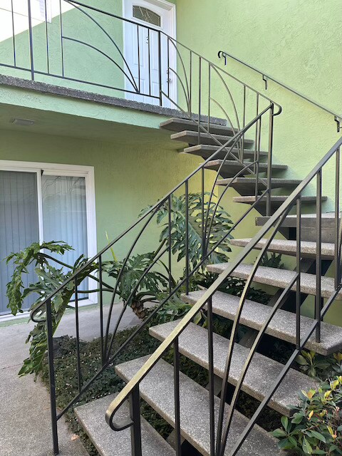 Foto del edificio - 990 Kains Ave