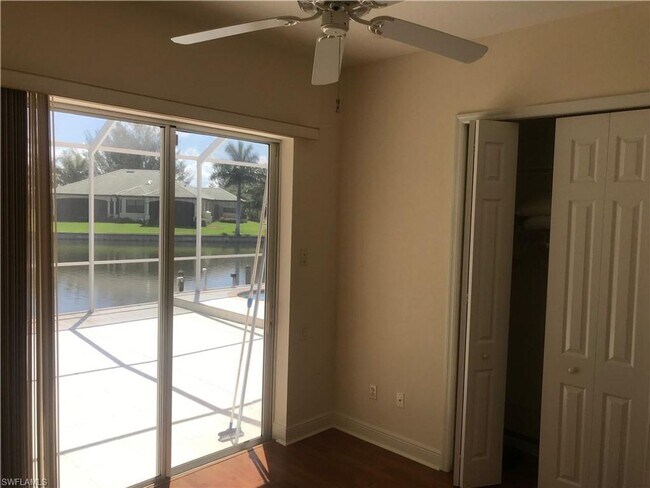 Foto del edificio - 401 SW 33rd Ave