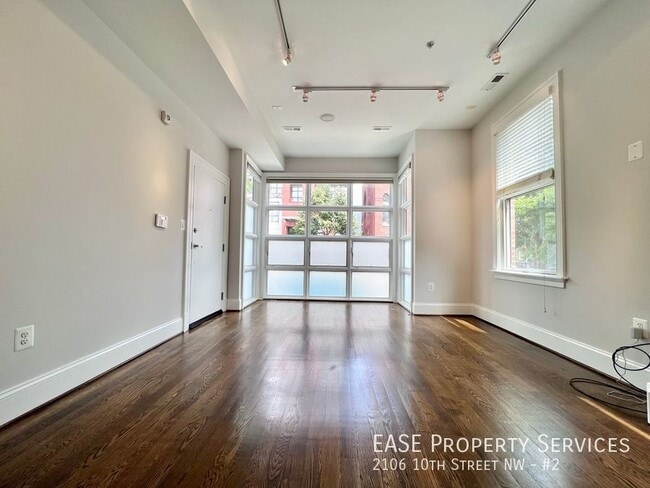 Building Photo - 2106 10th St NW