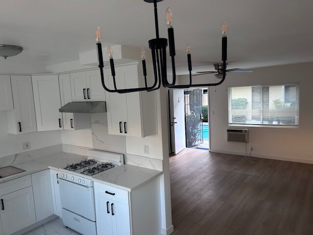 Foto del edificio - 236 Monterey Rd