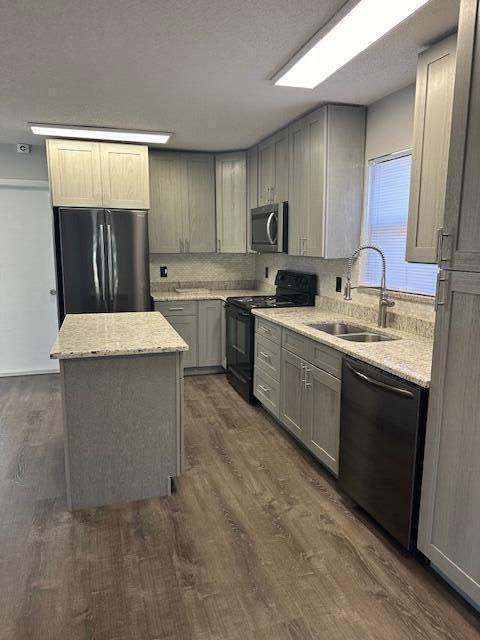 Building Photo - 5609 SE Katharine Ave