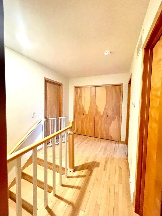 Foto del edificio - 3303 Prairie Rd