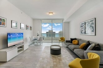 Building Photo - 1080 Brickell Ave
