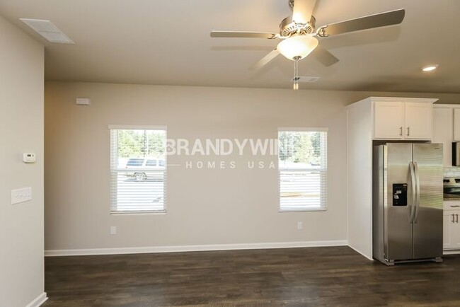 Building Photo - 112 Crestview Wy