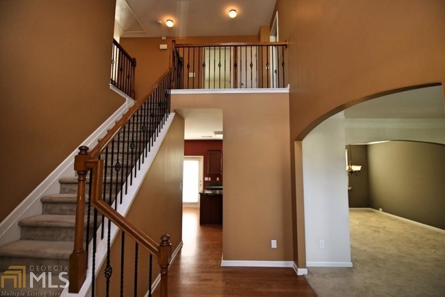 Building Photo - 4573 Creekside Cove