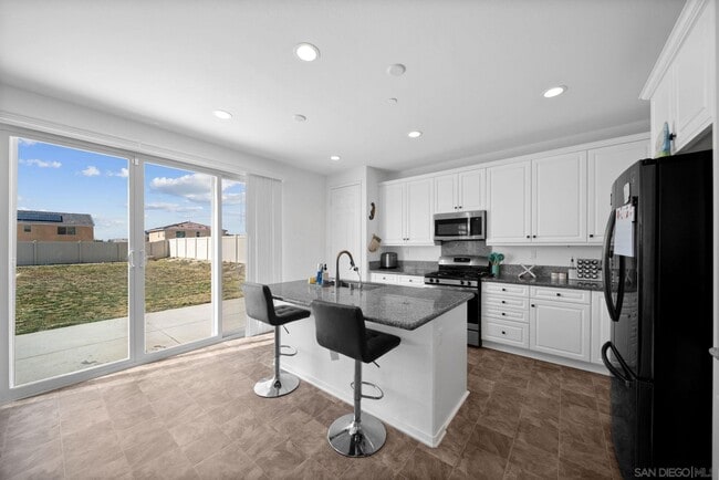 Building Photo - 1442 Rustic Gln Wy