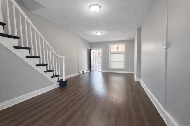 Foto del edificio - Three Bedroom Home In Baltimore City