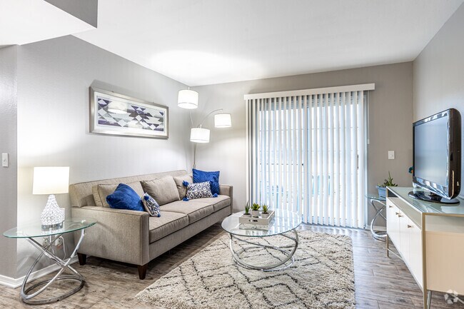 2HAB, 2BA - 900 ft² - Fairway Hills Apartments