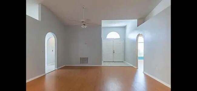 Building Photo - 16942 Cornerwood Dr