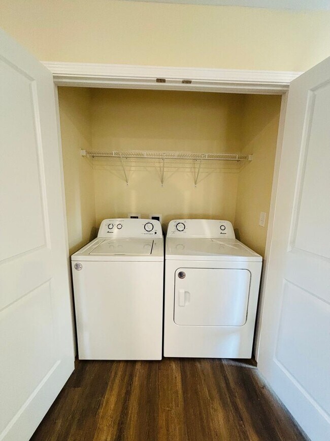 Foto del edificio - 3 Bedroom, 2.5 Bath Townhouse