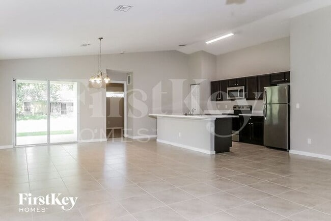 Foto del edificio - 3816 SW McKim St