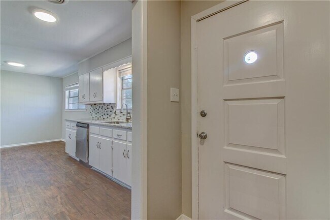 Foto del edificio - 2505 Mesquite Ln