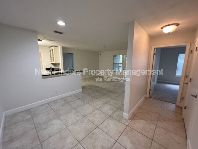 Foto del edificio - 7701 Timberlin Park Blvd