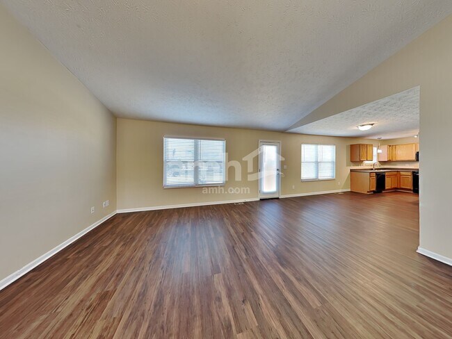 Foto del edificio - 7451 Holyoke Cir