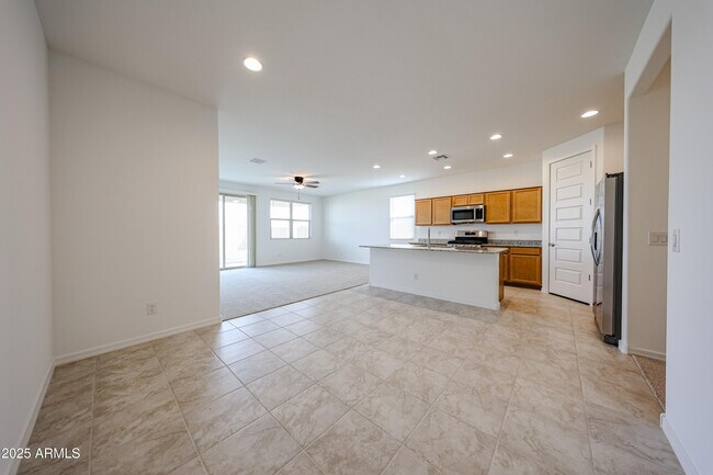 Building Photo - 25274 N 172nd Ln