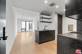 Building Photo - 10700 Tabor St