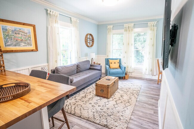 Foto del edificio - 908 SW 2nd Ct