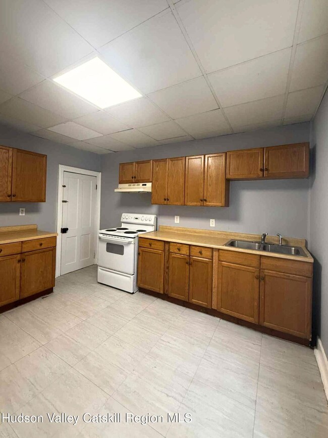 Foto del edificio - 6629 Park Pl