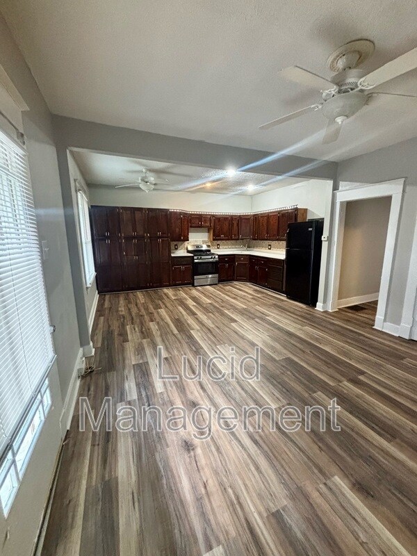 Photo - 1015 Sale Ave House