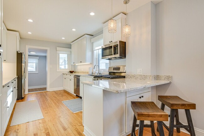 Foto del edificio - 1503 Fowler Ave