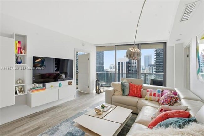 Foto del edificio - 801 S Miami Ave