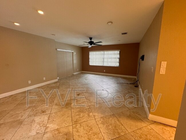 Building Photo - 3604 NW 95th Terrace