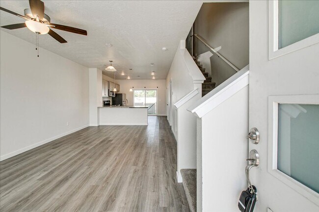 Foto del edificio - Townhome 2 bed / 2.5 bath in Boise!