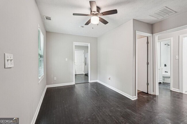 Foto del edificio - 172 Meador Way SE