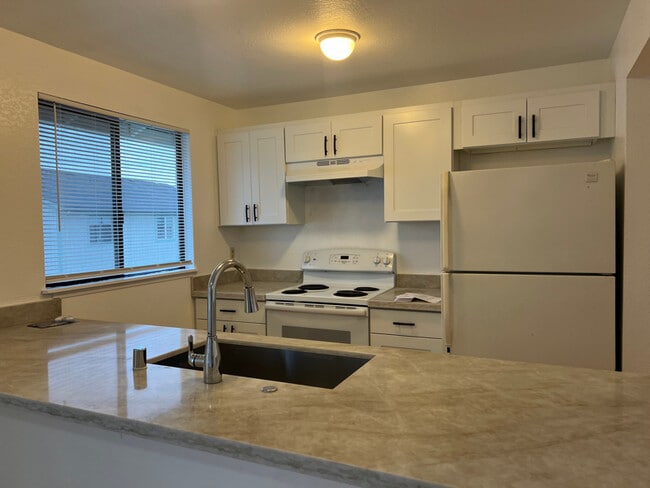 Building Photo - 18510 Blueberry Ln