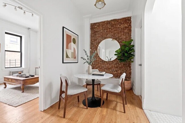 Foto del edificio - 51 W 88th St