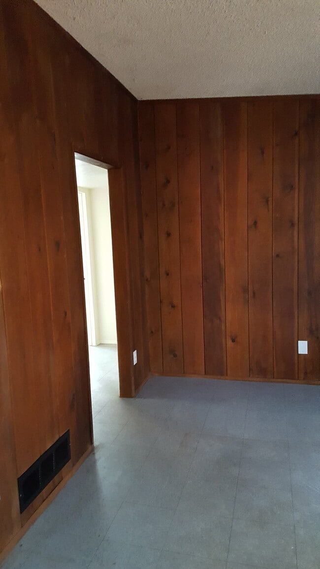 Foto del edificio - 2107 N Edison Terrace