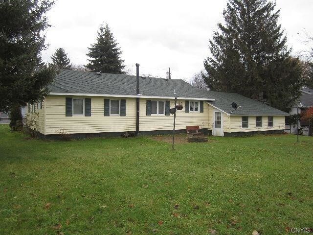 Building Photo - 312 Maple St