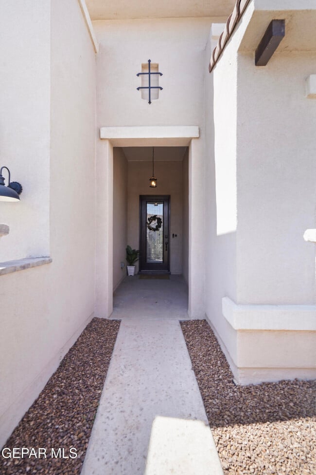 Building Photo - 7376 Cimarron Gap Dr