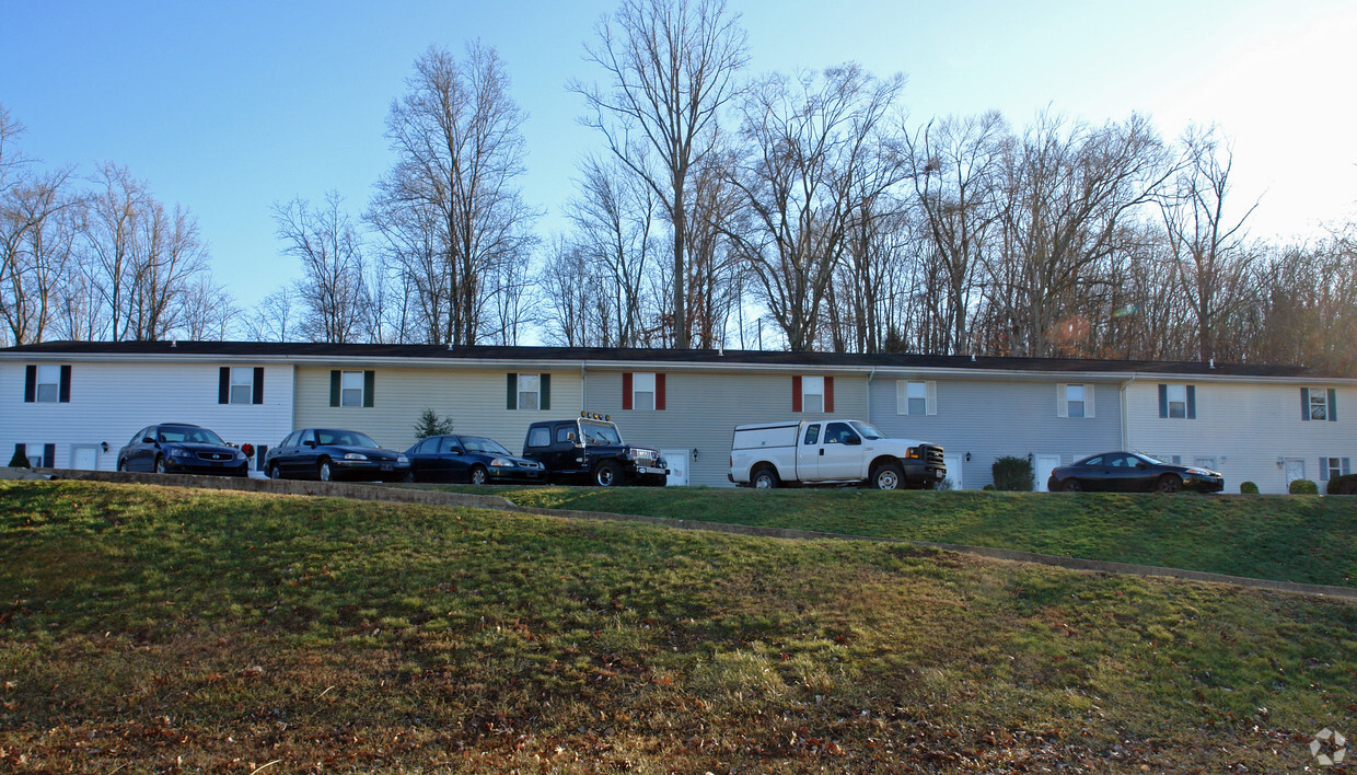 Building Photo - East Pea Ridge Mall Apartments