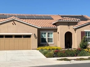 Building Photo - 18854 White Moon Dr