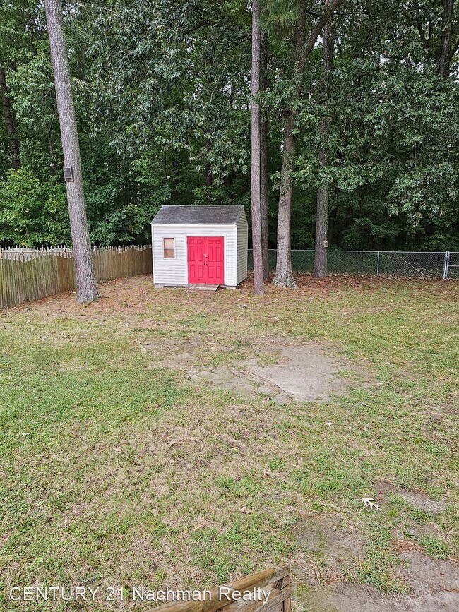 Building Photo - 3 br, 2 bath House - 803 Haskins Drive