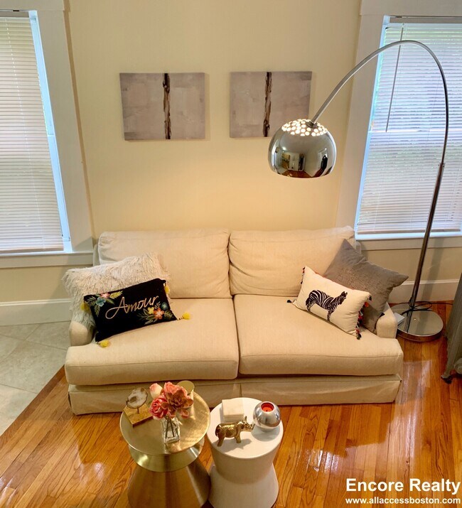 Foto del edificio - 27 Forest St