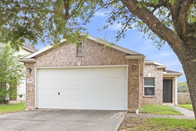 Building Photo - 22831 Twisting Pine Dr