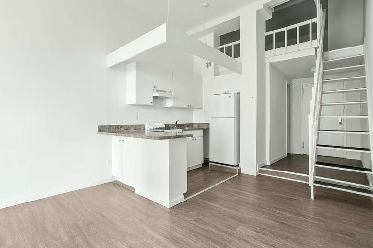 Primary Photo - 2 bedroom in New York NY 10038