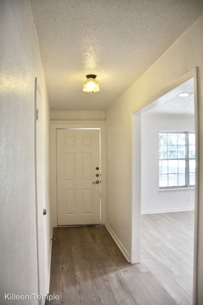 Building Photo - 3 br, 2 bath House - 3710 Antelope Trail
