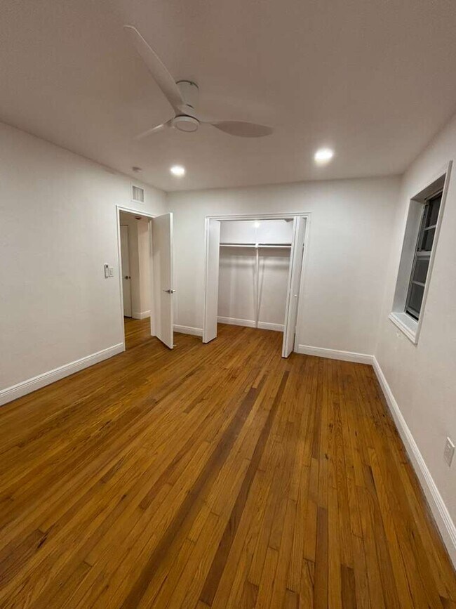 Foto del edificio - 795 84th St