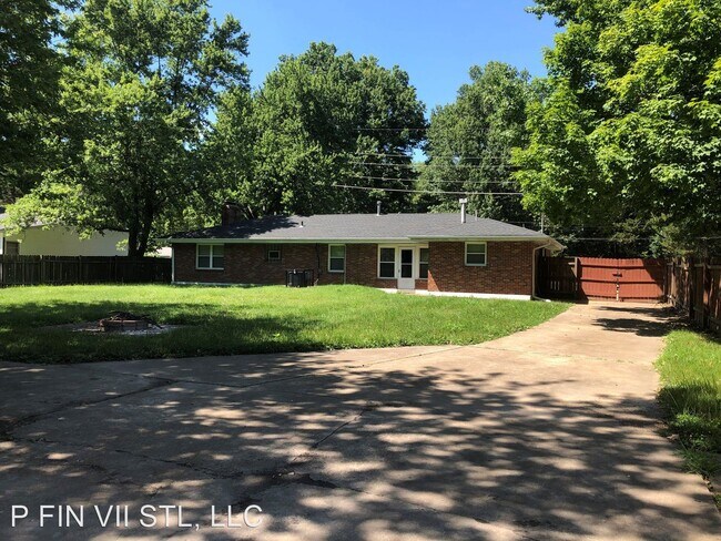 Foto del edificio - 3 br, 2 bath House - 1440 Trampe Ave